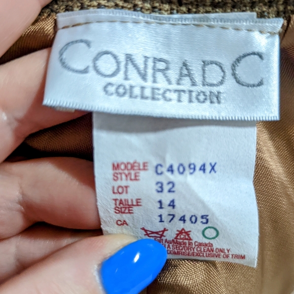 Vintage | Women's Wool Skirt | - Picture 4 of 9